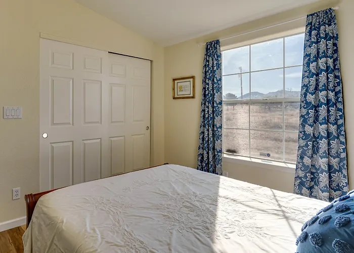 Holiday home 15 Mi To Kartchner Caverns: Quiet Gem W/ Mtn Views